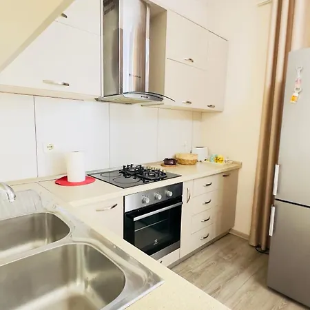 Spacious Family With Self Check In * Vlorë
