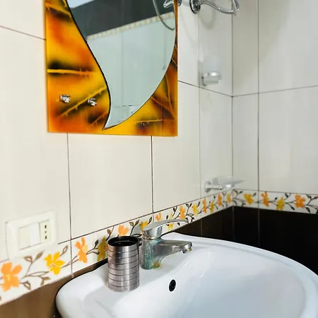 Apartment Spacious Family With Self Check In Vlorë