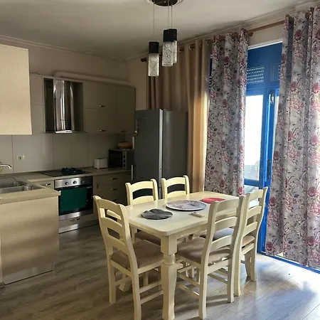 Spacious Family With Self Check In * Vlorë